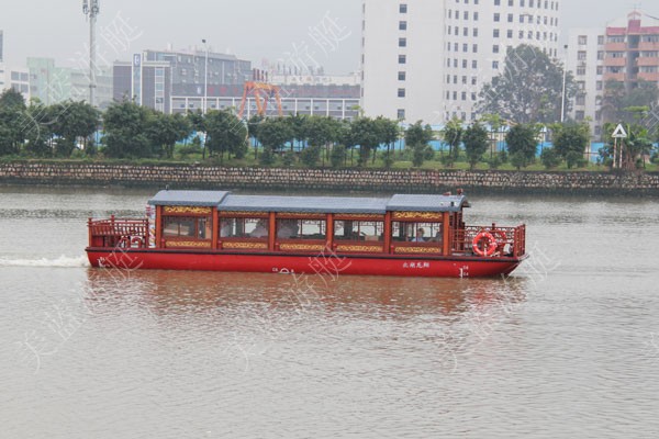 1380豪華畫舫餐飲船試水成功