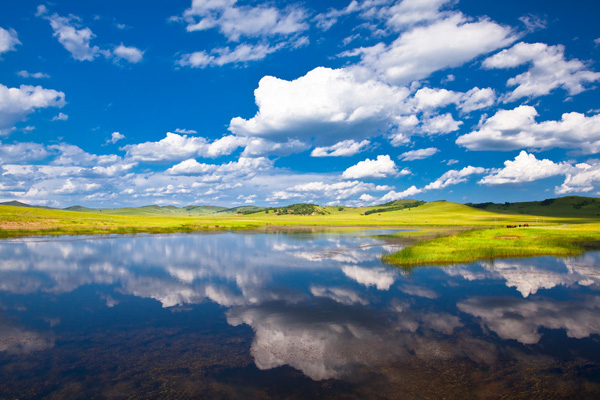 跟隨美藍游艇足跡周游全國——體驗不一樣的壩上草原之旅泛舟閃電湖